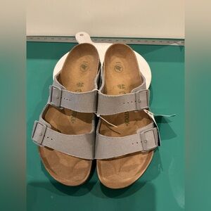 Birkenstock Arizona In Light Gray Men’s Size 44.NWT